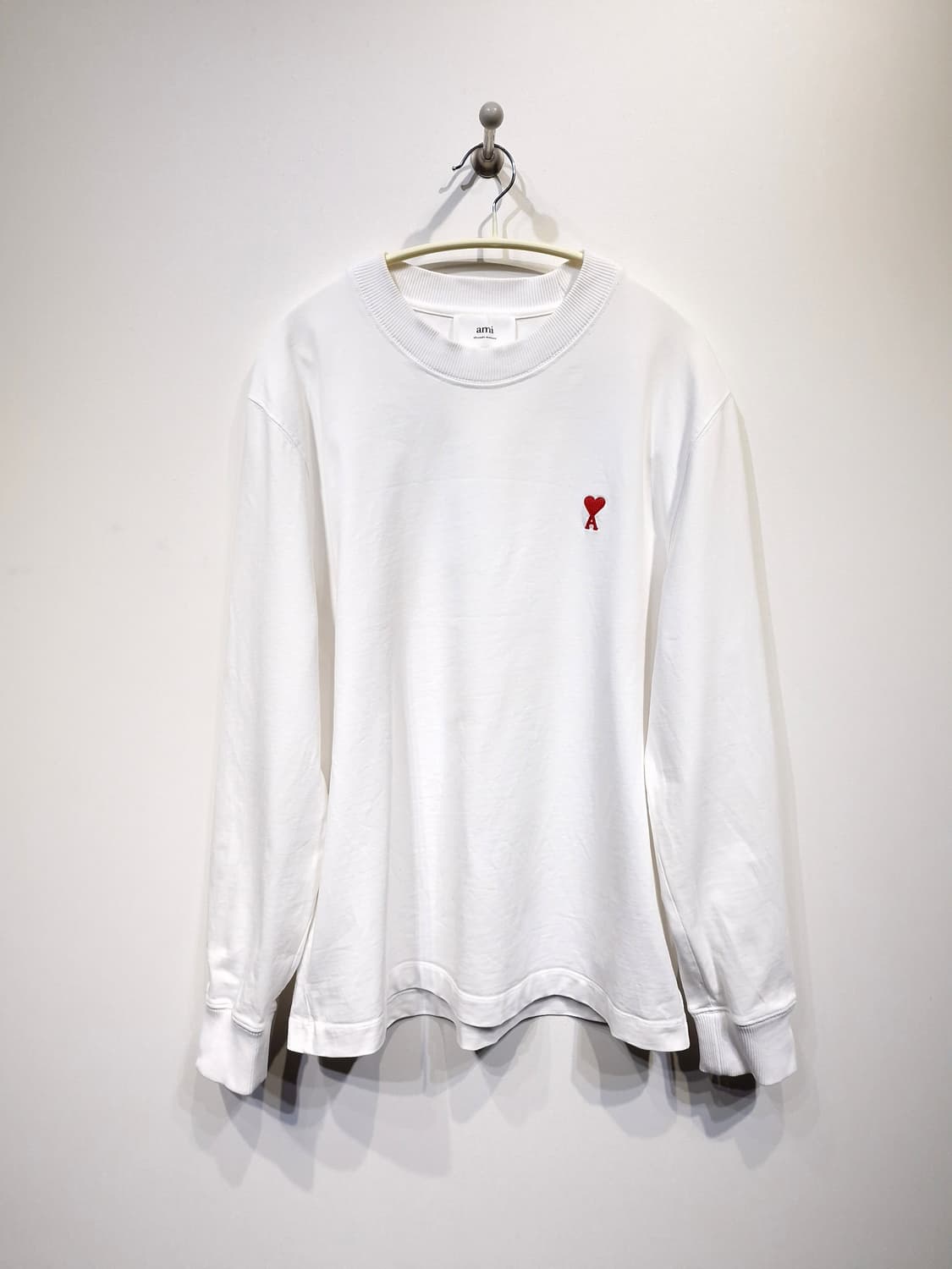 아미(AMI) 22S/S 스몰 하트 로고 롱슬리브 상품이미지1