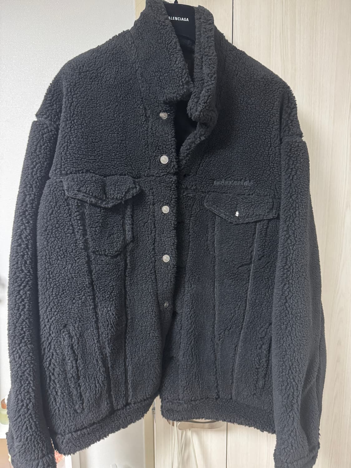 [새제품] 발렌시아가 오버사이즈 플리스 자켓 블랙 4사이즈 상품이미지1