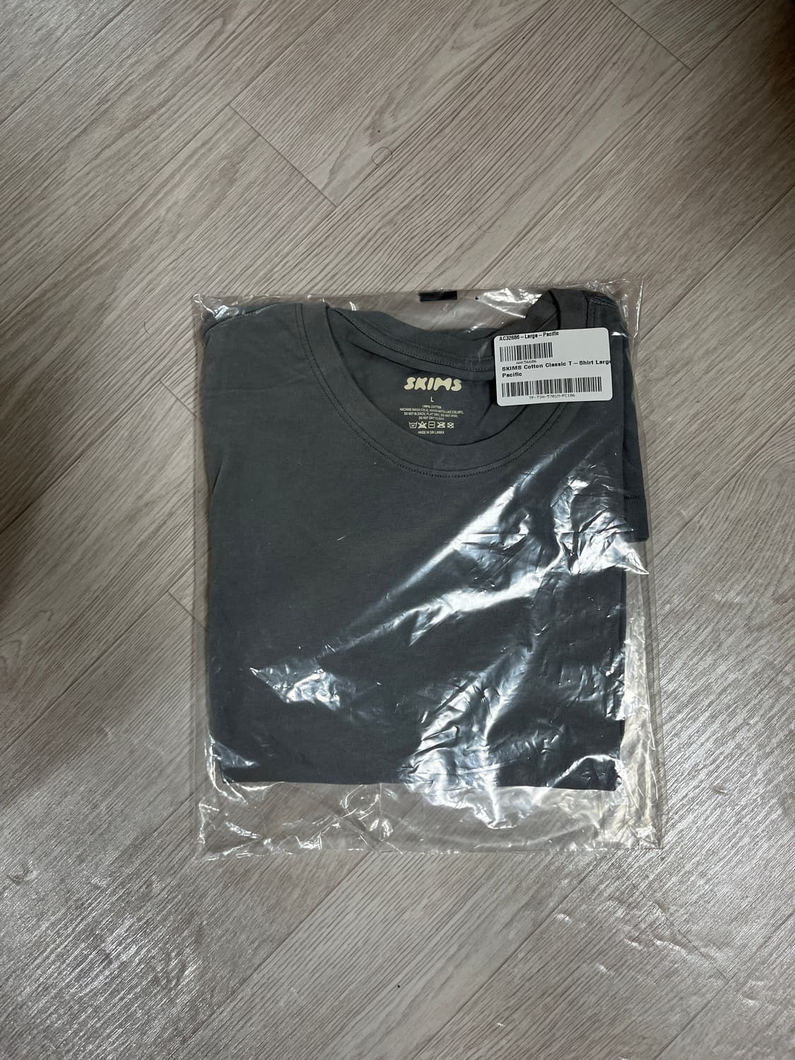 [L] SKIMS 스킴스 코튼 클래식 티셔츠 미개봉 상품이미지3