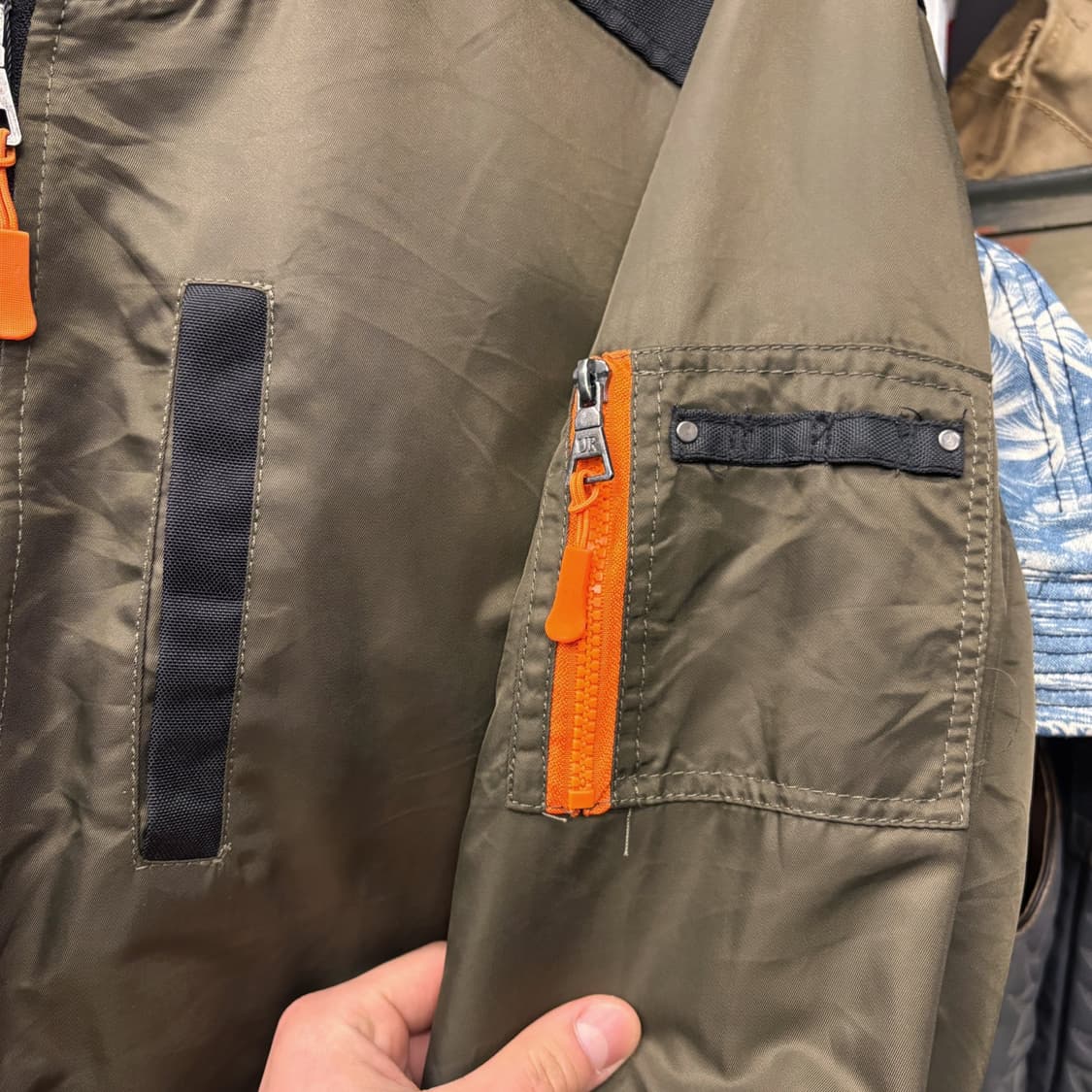 JPN 어반 리퍼블릭 모던 MA-1 봄버자켓 숄더패치 올리브 N669 상품이미지5