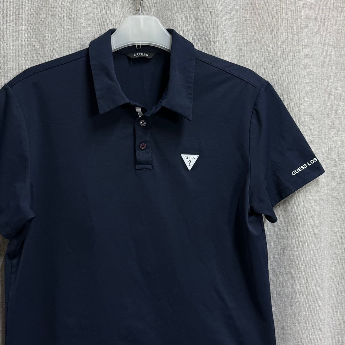 [XL] 게스(GUESS) 네이비 남성 폴리 반팔 카라티 상품이미지3