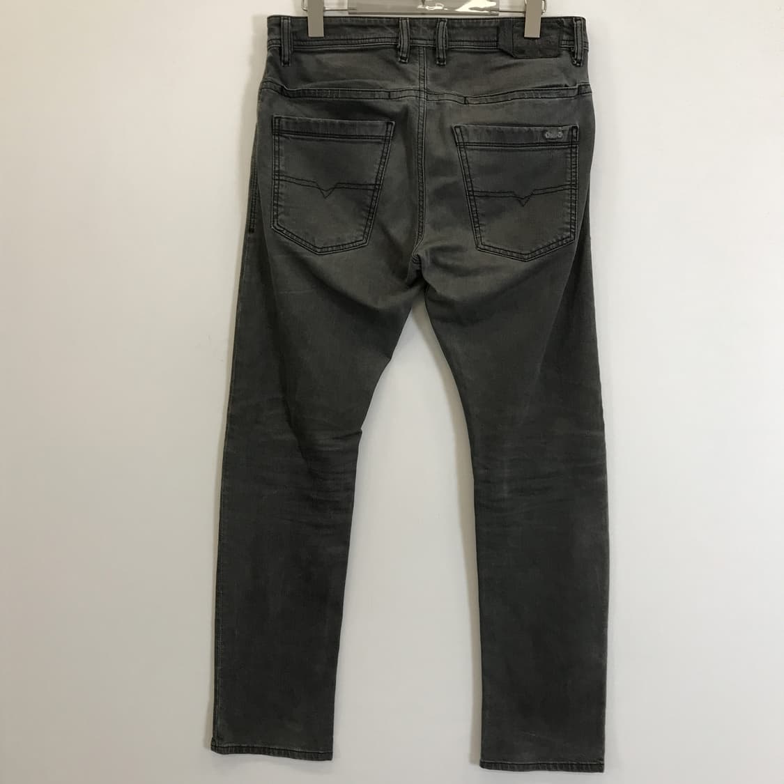 디젤 BRADDOM 이태리 워시드 그레이진 [30x30] 상품이미지3