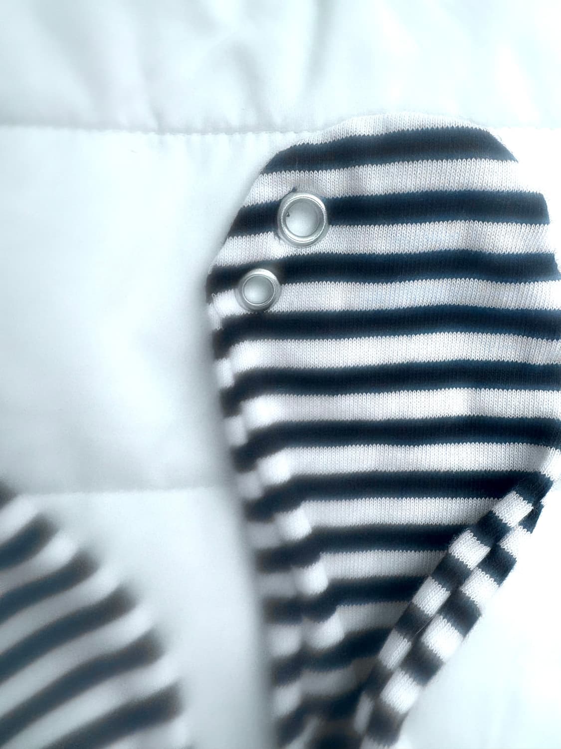 Nuyet 누엣 Stripe rabbit hoodie bag 상품이미지2