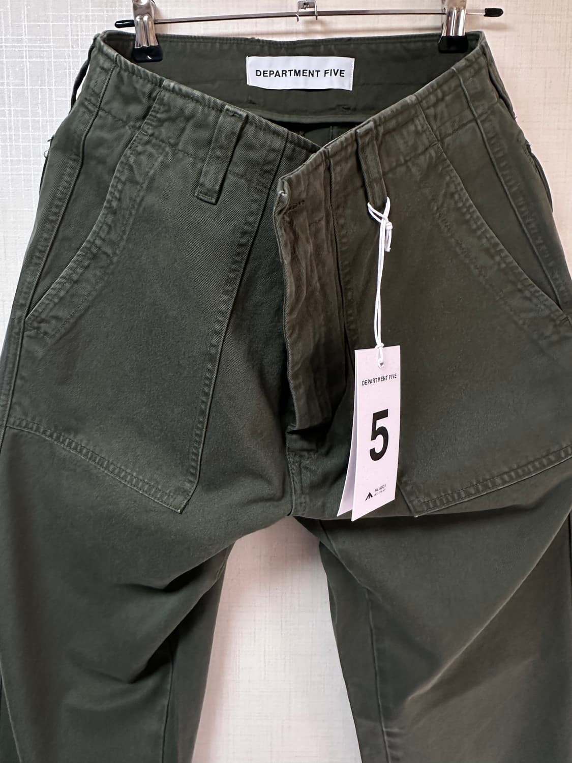 DEPARTMENT 5 / 슬림핏퍼티그팬츠 / 32 / 새상품 상품이미지7