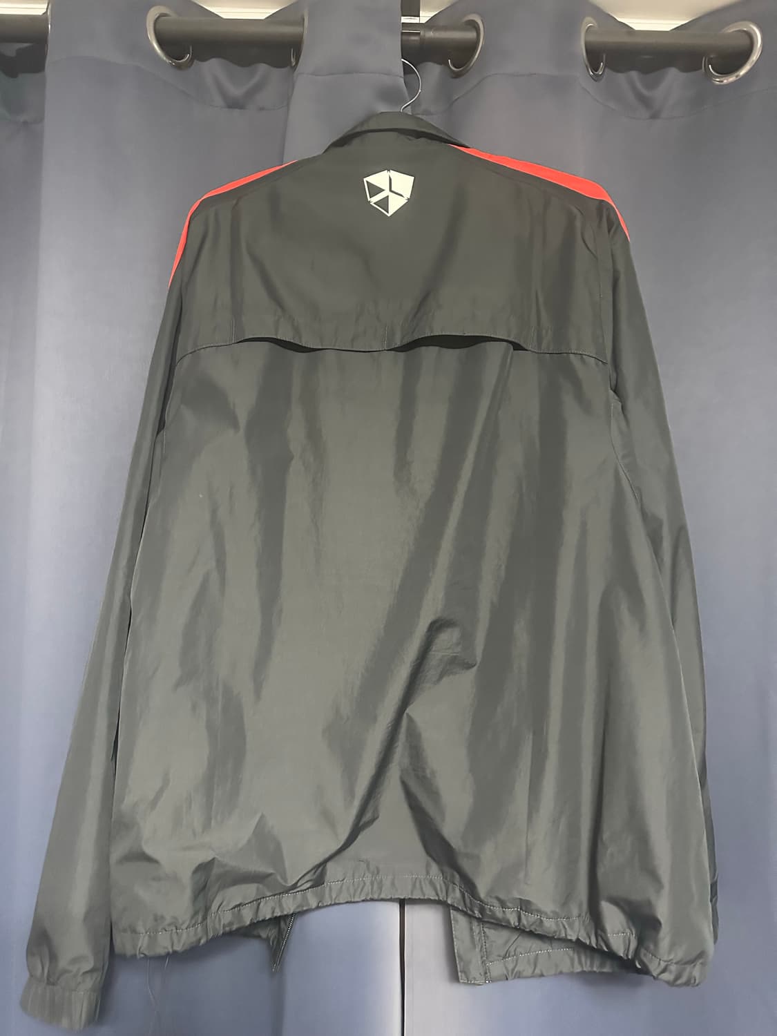 [L/105] 나이키 맨유 바람막이 상품이미지2