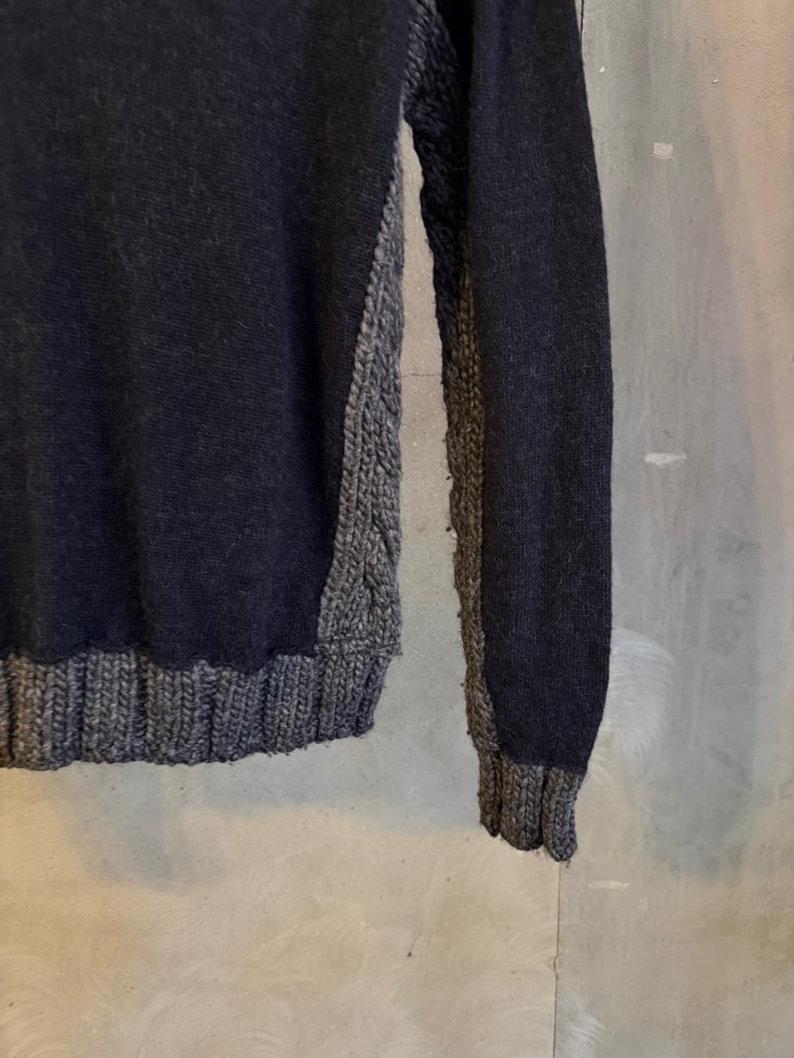 돌체앤가바나 브이넥 니트 100 상품이미지5