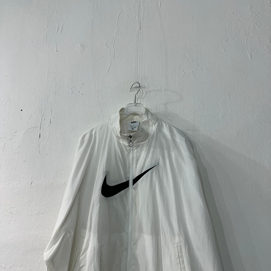 나이키 빅로고 오버핏 여성 바람막이 M 상품이미지2