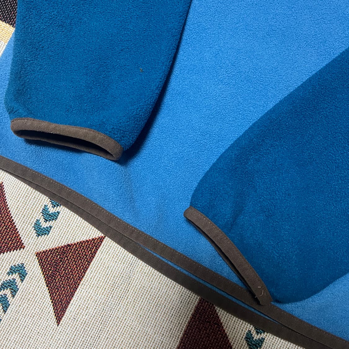 파타고니아 신칠라 스냅티 M트래비스 스캇 착용 상품이미지3