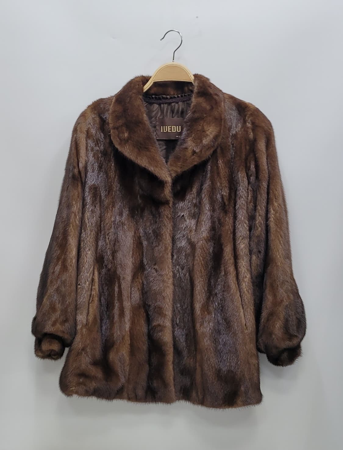 삼미모피 사가 밍크 하프 코트 / 여 66 (88-96-160)
 상품이미지2