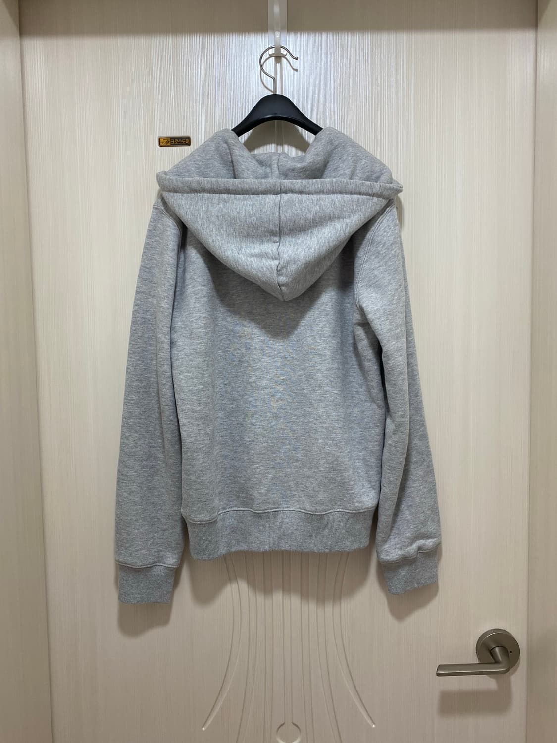 브랜디멜빌(Brandy Melville) 그레이 후드집업(새상품) 상품이미지4