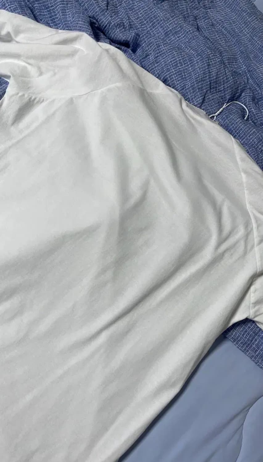 이지 x 고샤 루브친스키 트리분 헤럴드 TS-02 티셔츠 화이트 상품이미지4