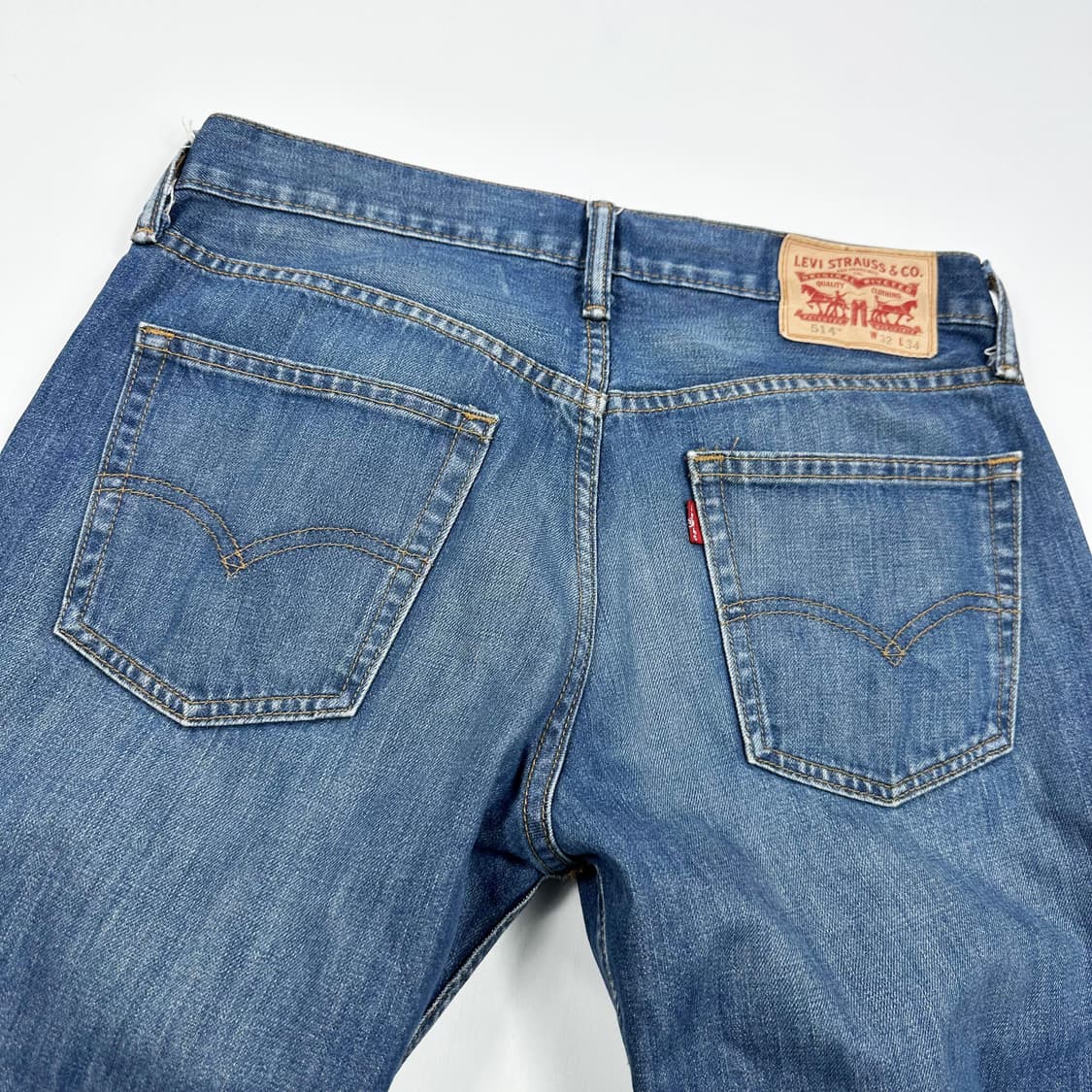 32 리바이스 514 세미 와이드핏 클래식 데님팬츠 상품이미지5