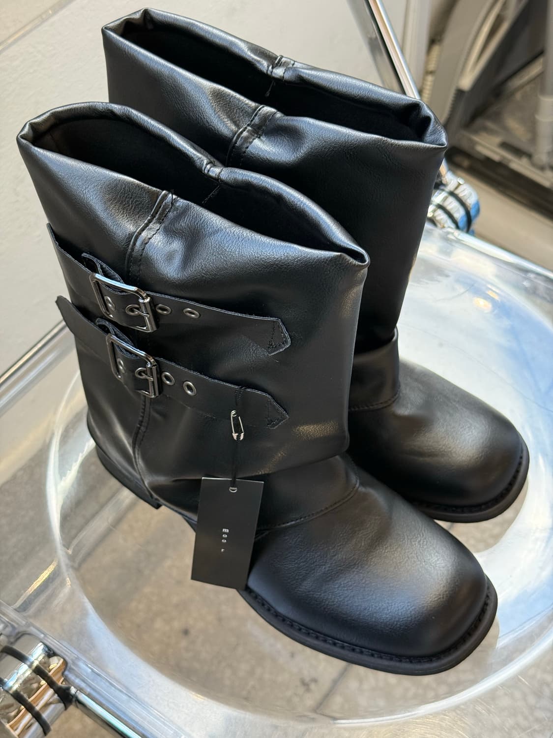 Vintage Black Leather Boots 상품이미지3