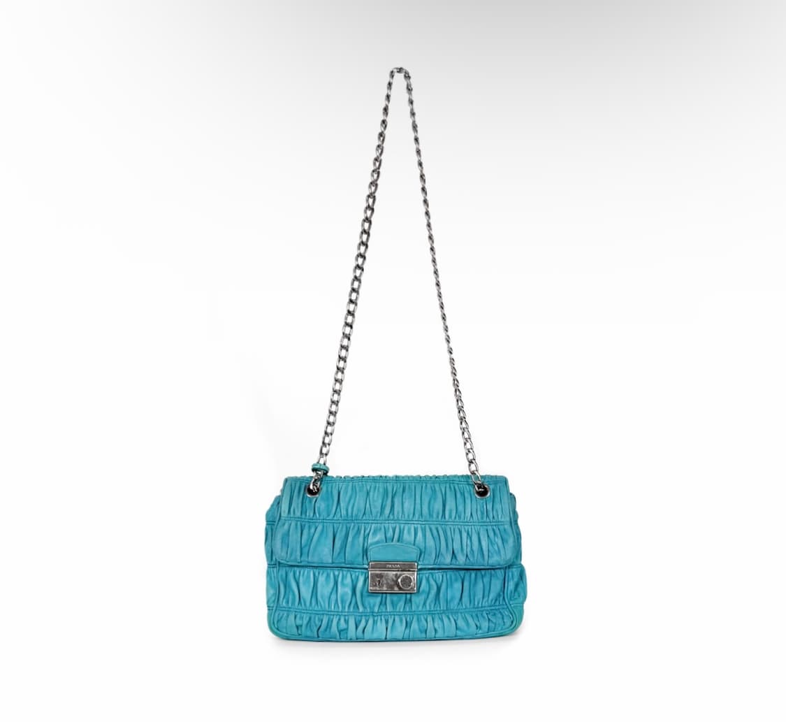 [OS] 프라다 고프레 나파 레더 체인 플랩 숄더백 크로스백 은장 블루 상품이미지6