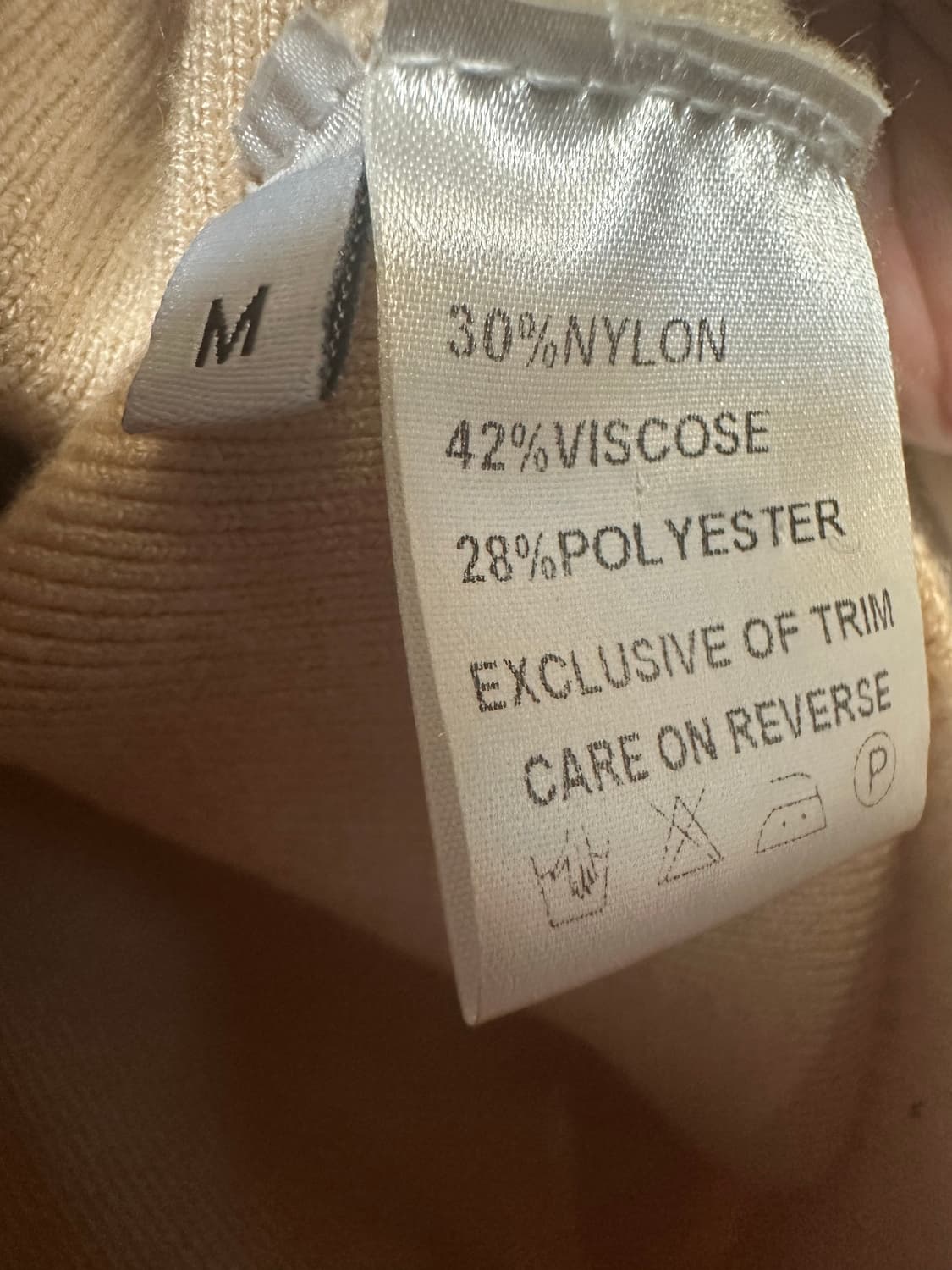 산드로 베이지 스터드 포인트 가디건 상품이미지8