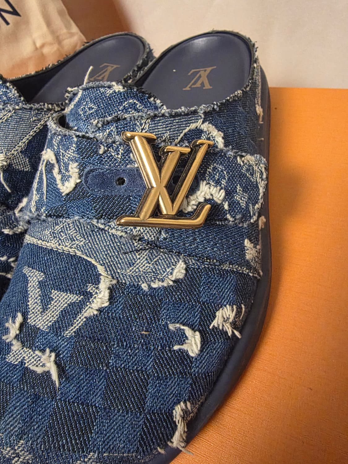 [25년/풀구성] 루이비통 이지 뮬 데님 슬리퍼 7사이즈 상품이미지4