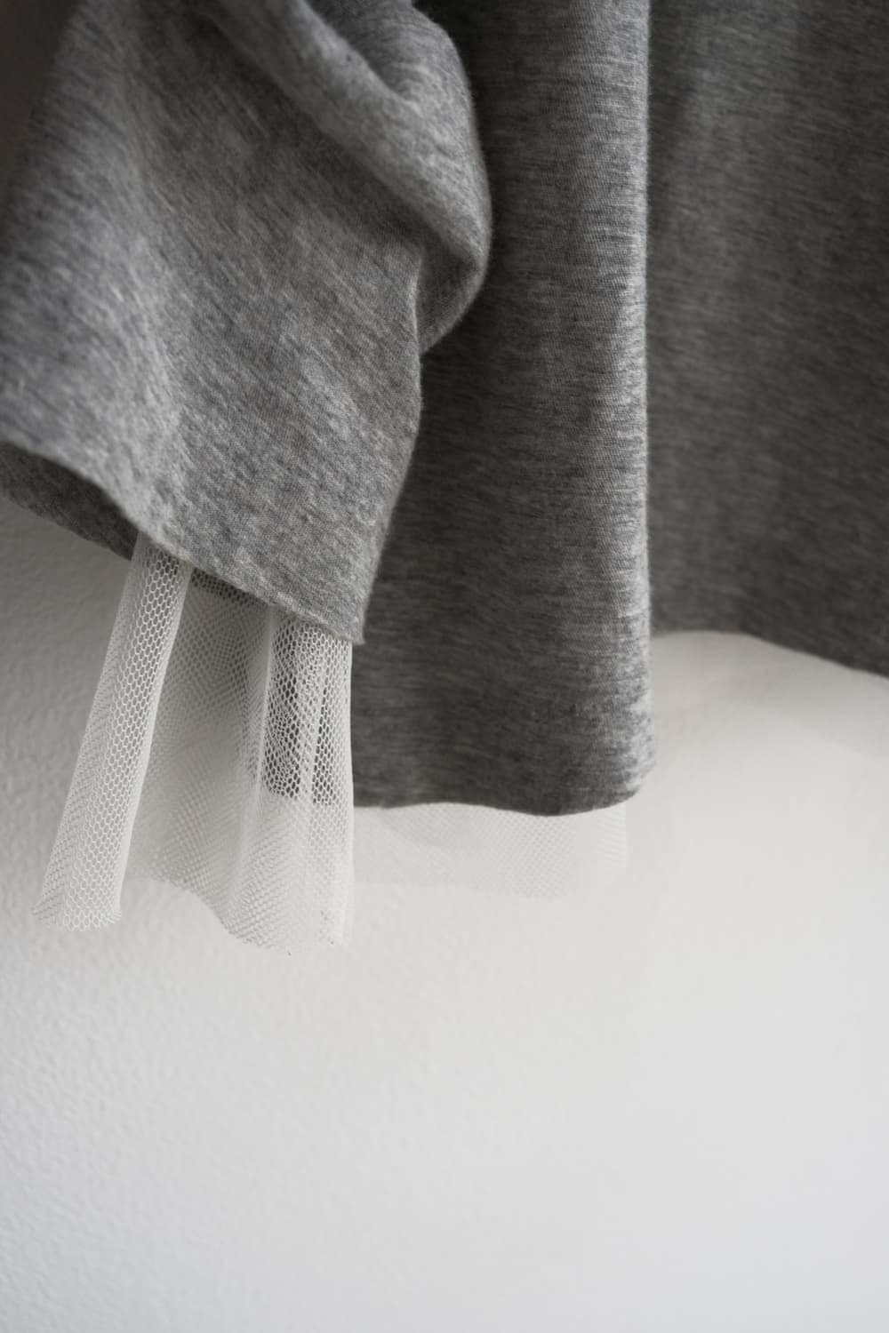 Tulle layered side button top 상품이미지9