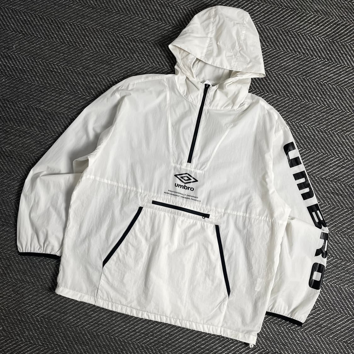 엄브로 빅로고 나일론 아노락 웜업 y 3228 상품이미지1