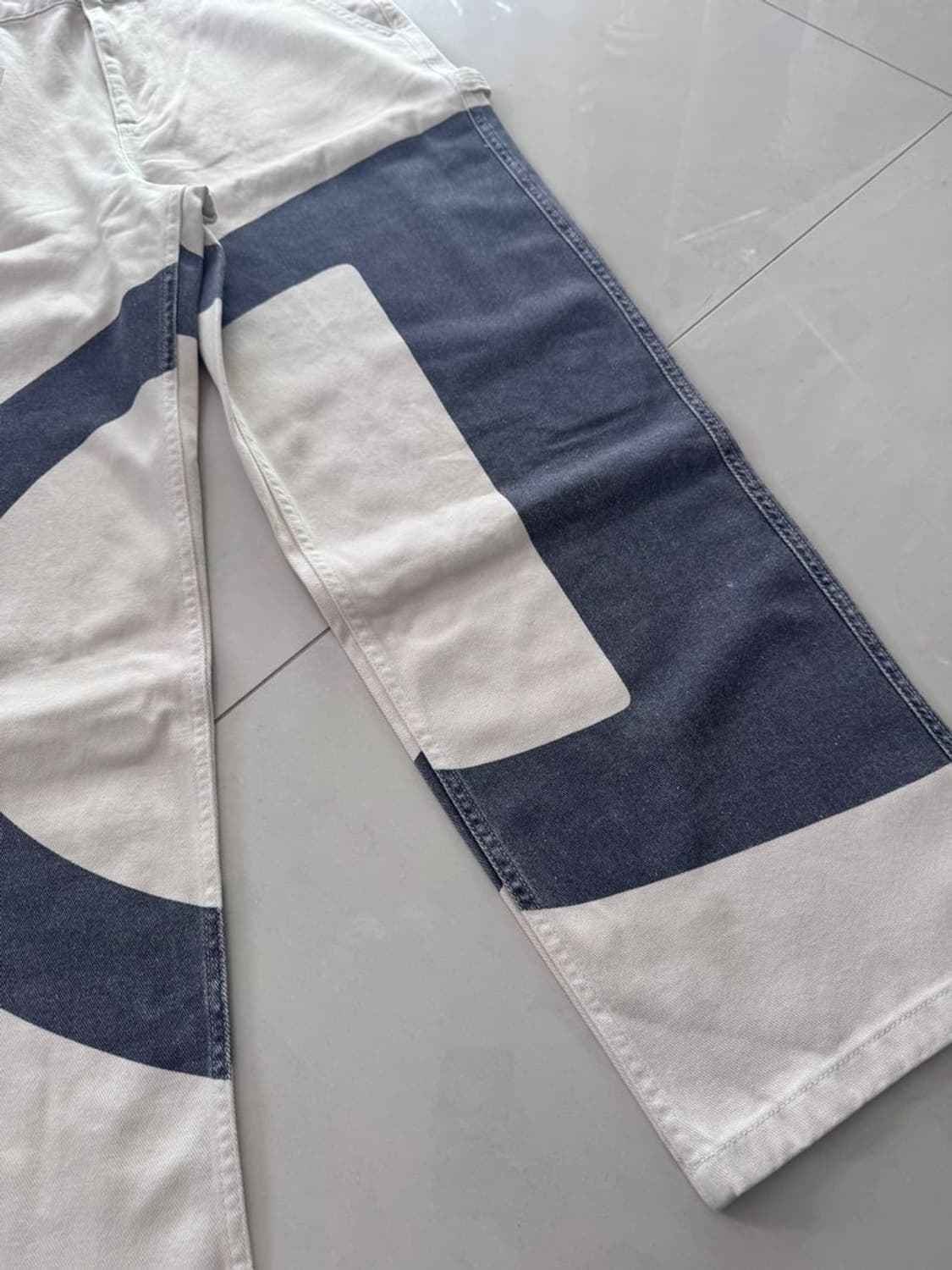 LOGO PANTS 대조적인 로고 팬츠 상품이미지2