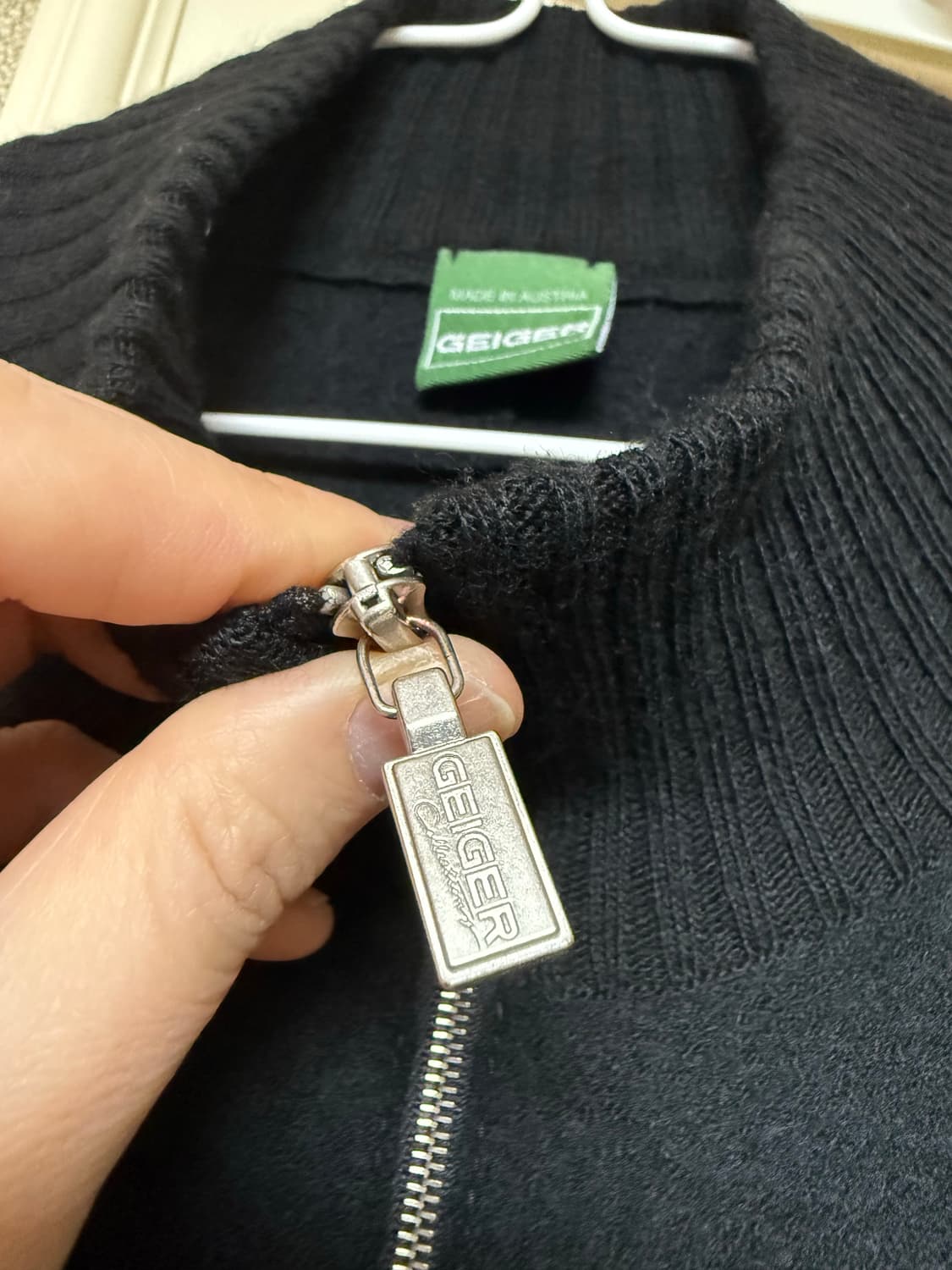 가이거 버진울 집업 가디건 상품이미지1