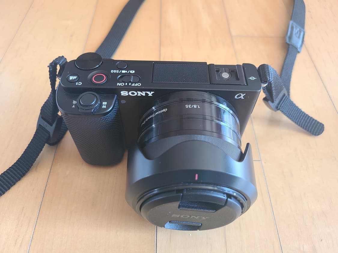 소니 zv-e10 + 35mm f1.8 단렌즈 (1천컷, 상태 양호) 상품이미지5