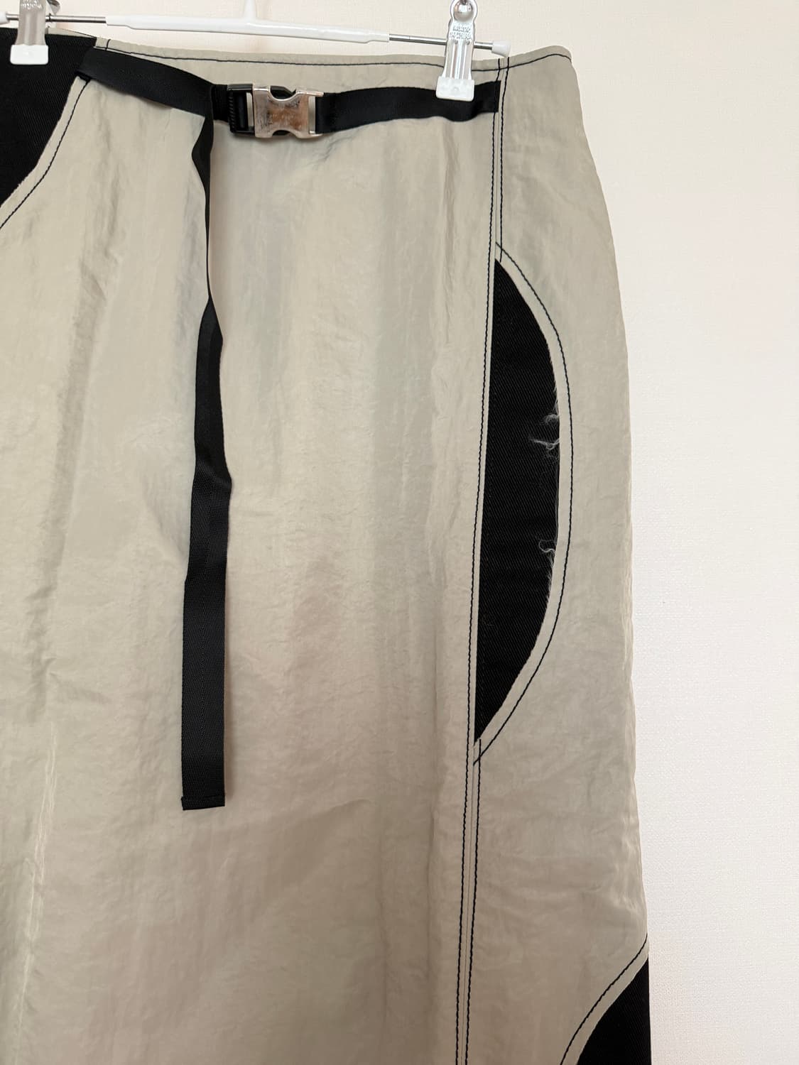 마뗑킴 벨트 트임 나일론 스커트 치마 상품이미지2