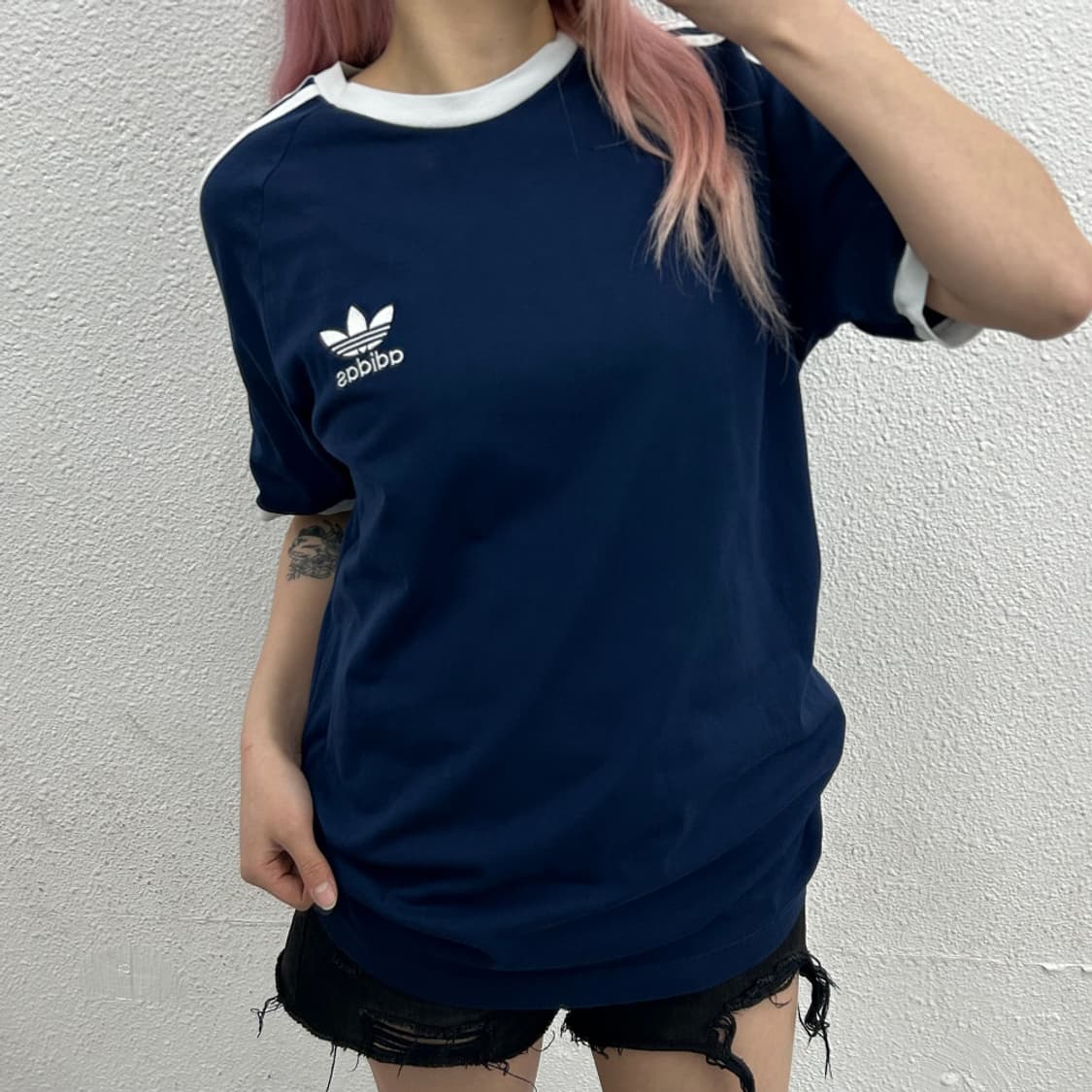 아디다스 화이트라인 네이비 링거 반팔 M 상품이미지1