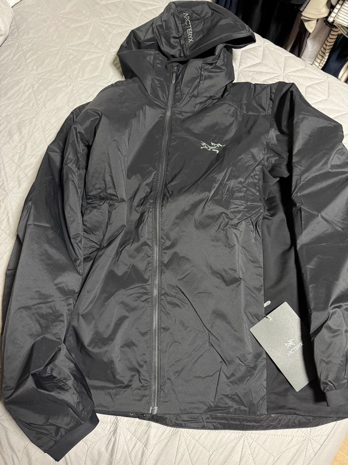 [새상품, L] 아크테릭스 아톰 후디 자켓 집업 패딩 상품이미지1