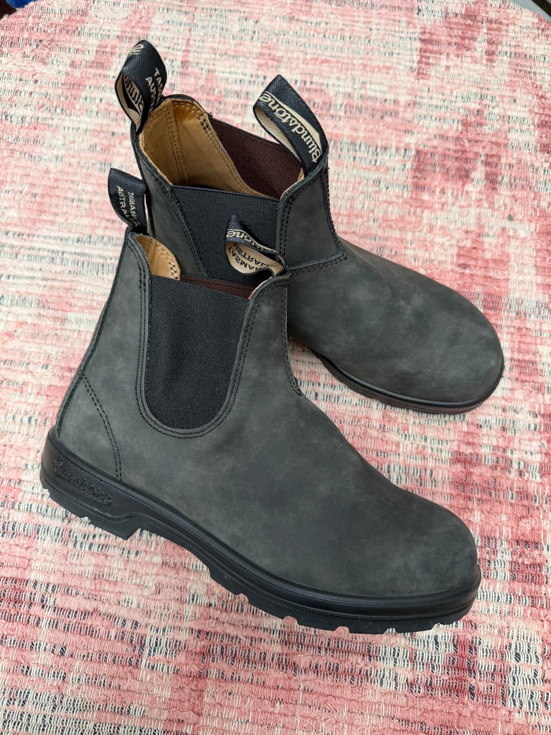 Blundstone 587 블론드스톤 러스크 블랙 스웨이드 누벅부츠 상품이미지1