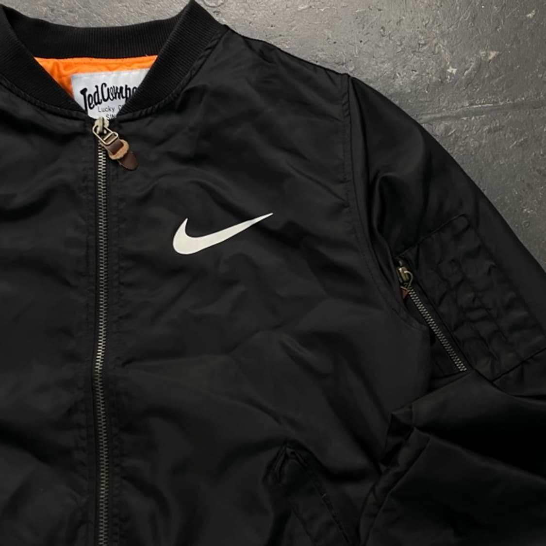 100 데드컴퍼니 나이키 MA-1 항공점퍼 상품이미지2