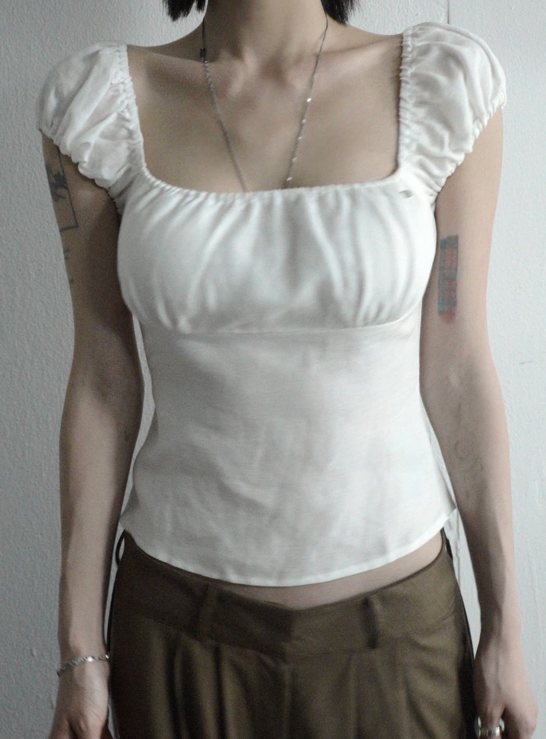 Pale Jade Square Neck Puff BL - Basic 상품이미지5