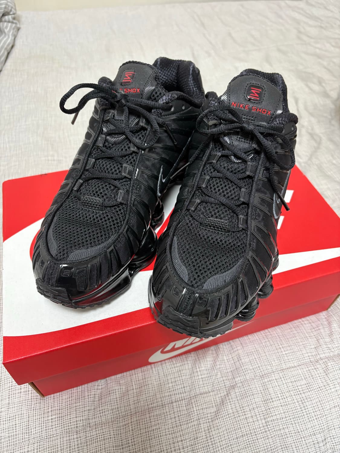 나이키 샥스tl 블랙 앤 맥스 오렌지 250 상품이미지1