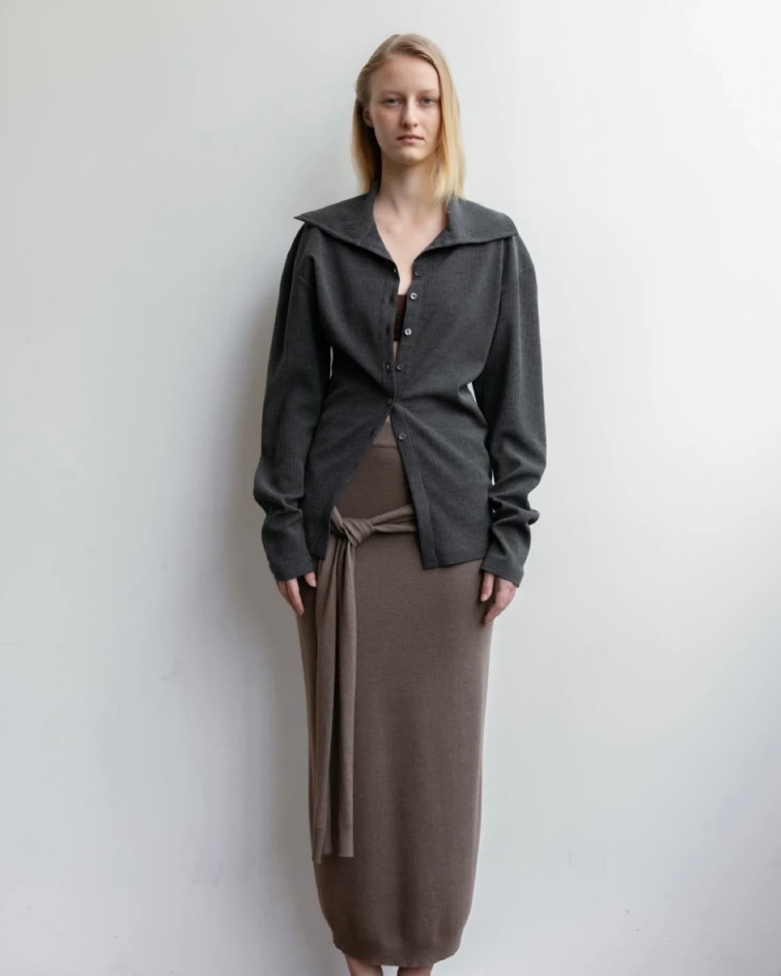 레이스 rrace 플리츠 블라우스 차콜 M 상품이미지3