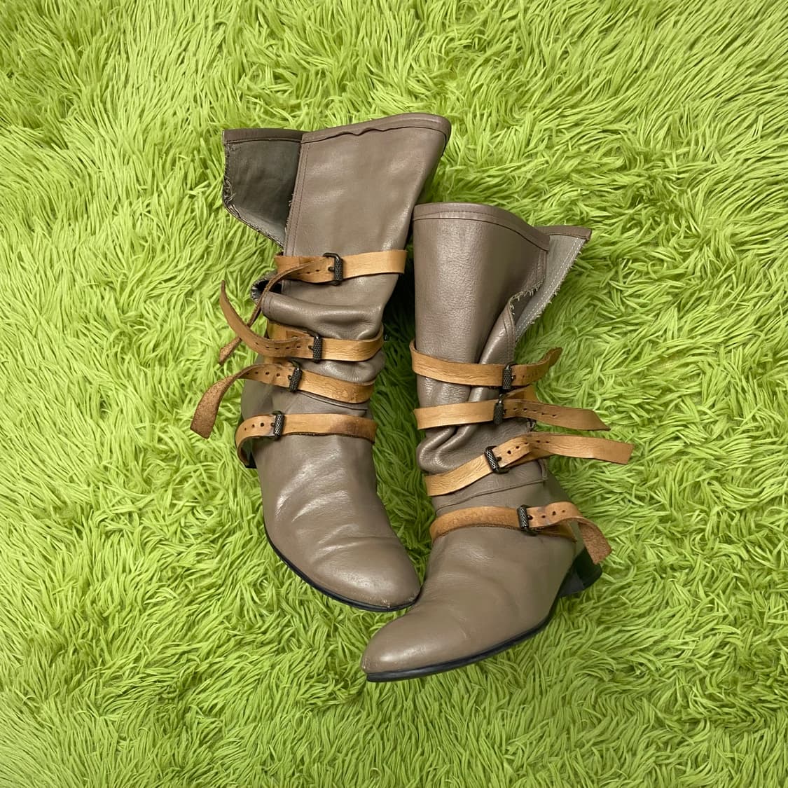 MON LOU LOU 멀티 벨티드 레더 부츠 상품이미지1