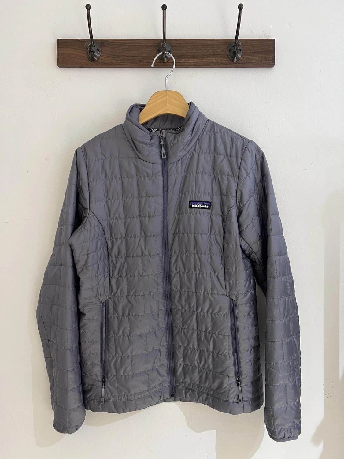 파타고니아 경량 패딩  상품이미지1