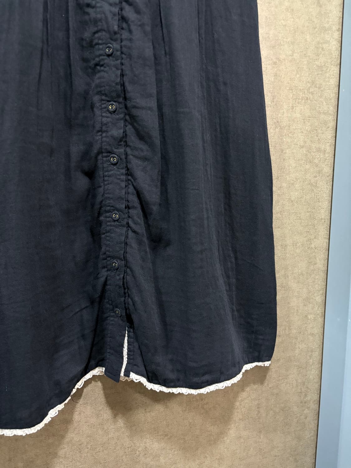 블랙 둥근 카라 반소매 원피스 상품이미지7