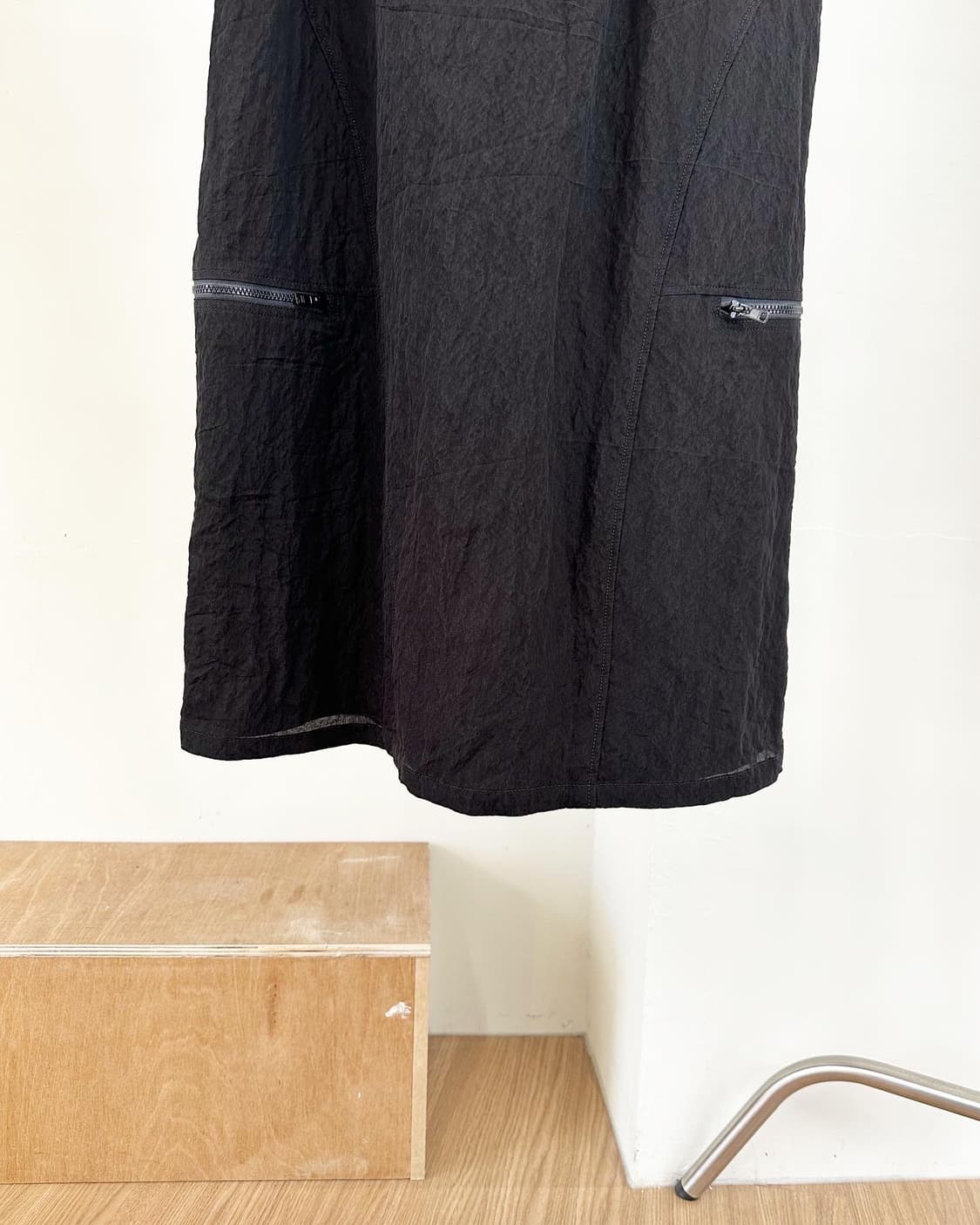 쿨라지 블랙 지퍼 밴딩 롱 스커트  상품이미지5