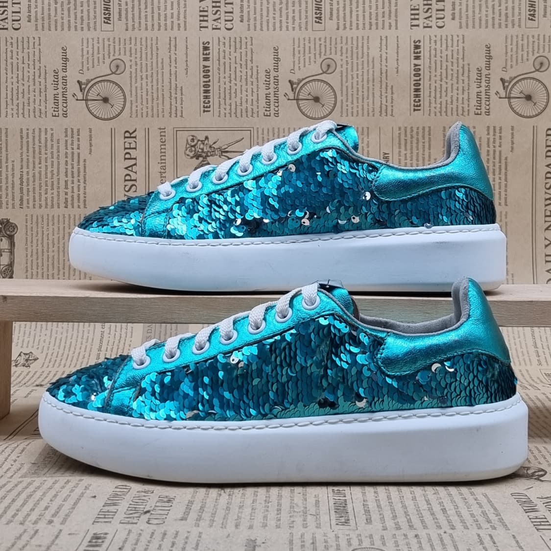 폰트시레나 스팽글 여성스니커즈235 상품이미지1