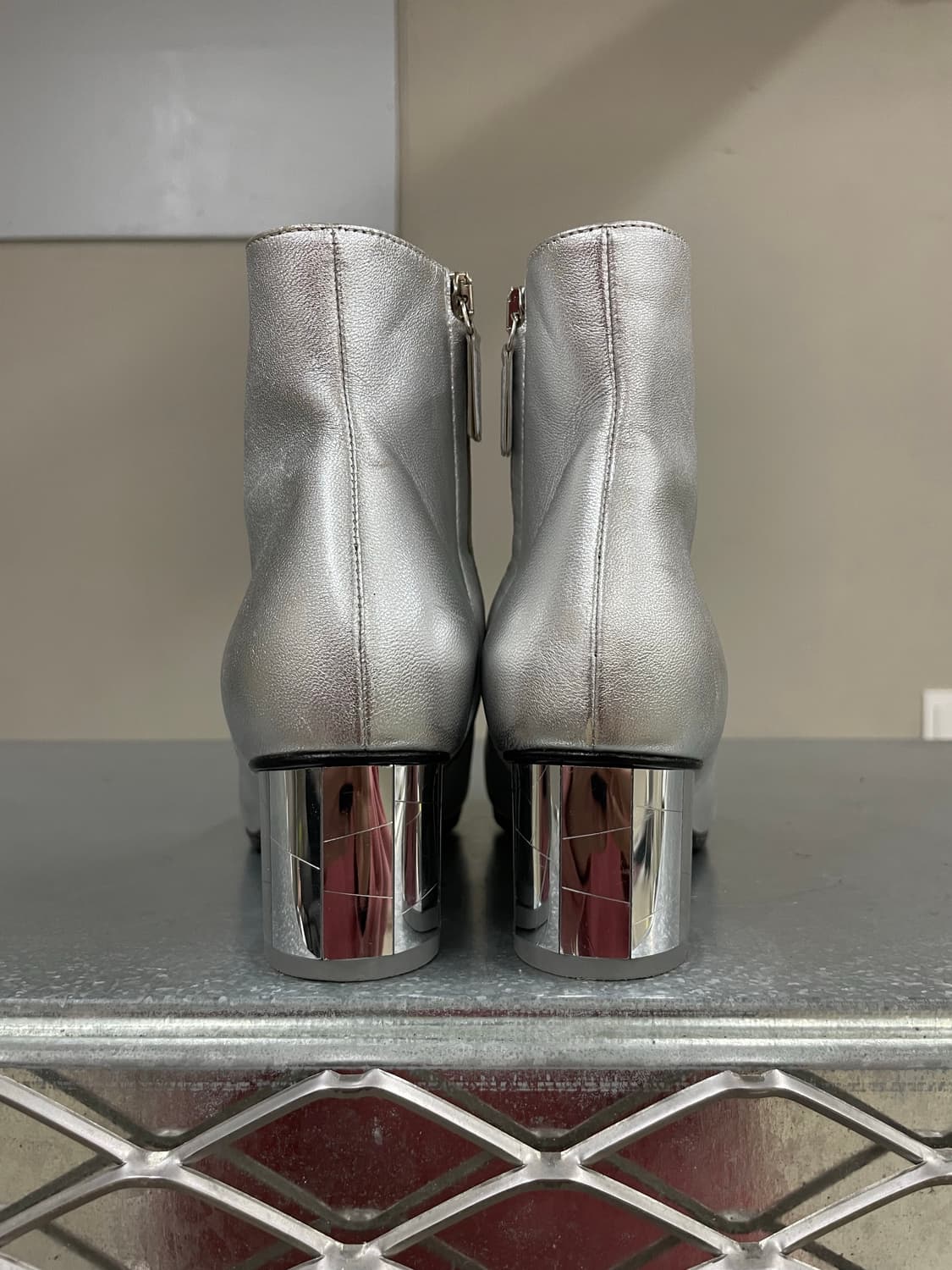 페레가모 미러 힐 가죽 앵클 부츠 5.5 상품이미지3