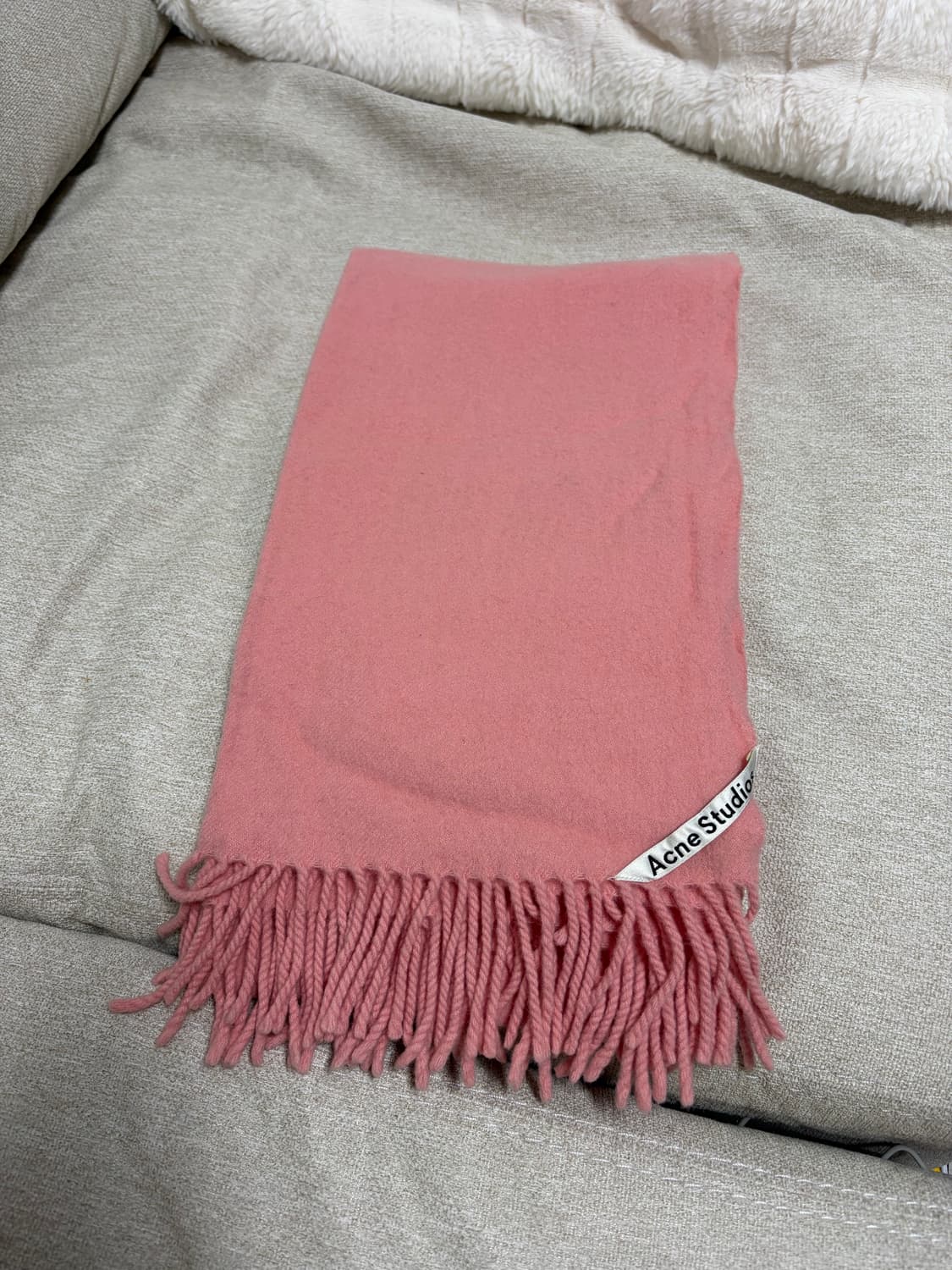 아크네스튜디오 머플러  상품이미지1