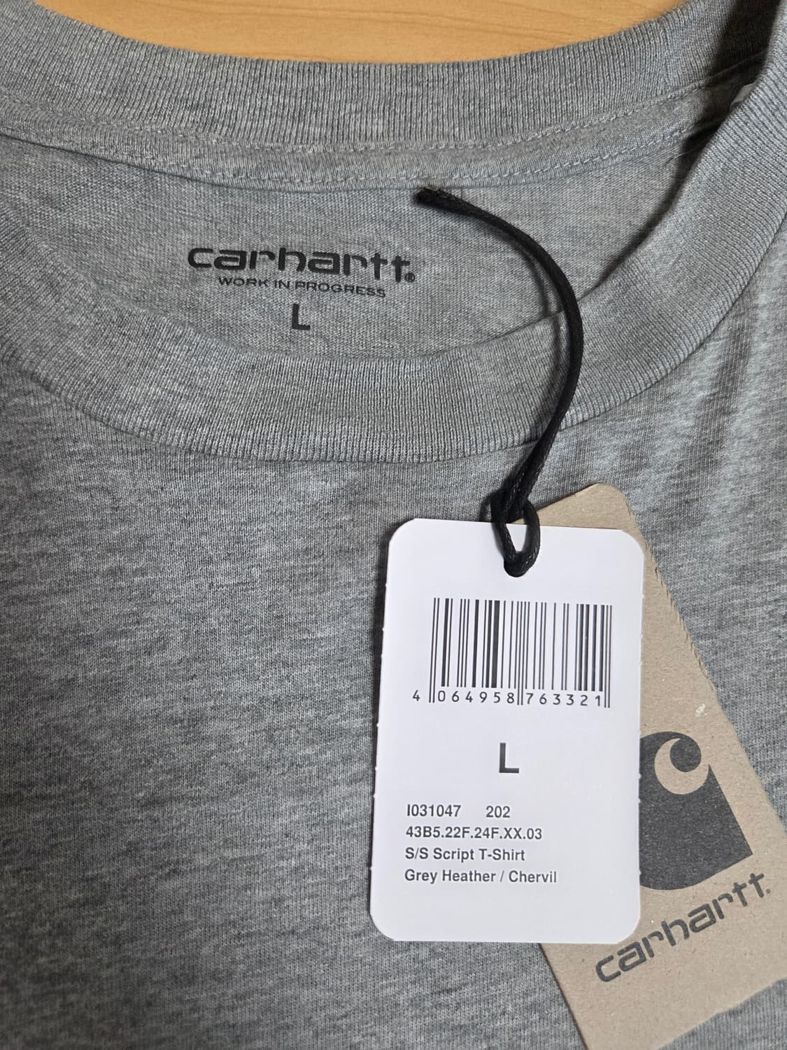 칼하트WIP 24SS 스크립트 티셔츠 그레이 L I031047 상품이미지4