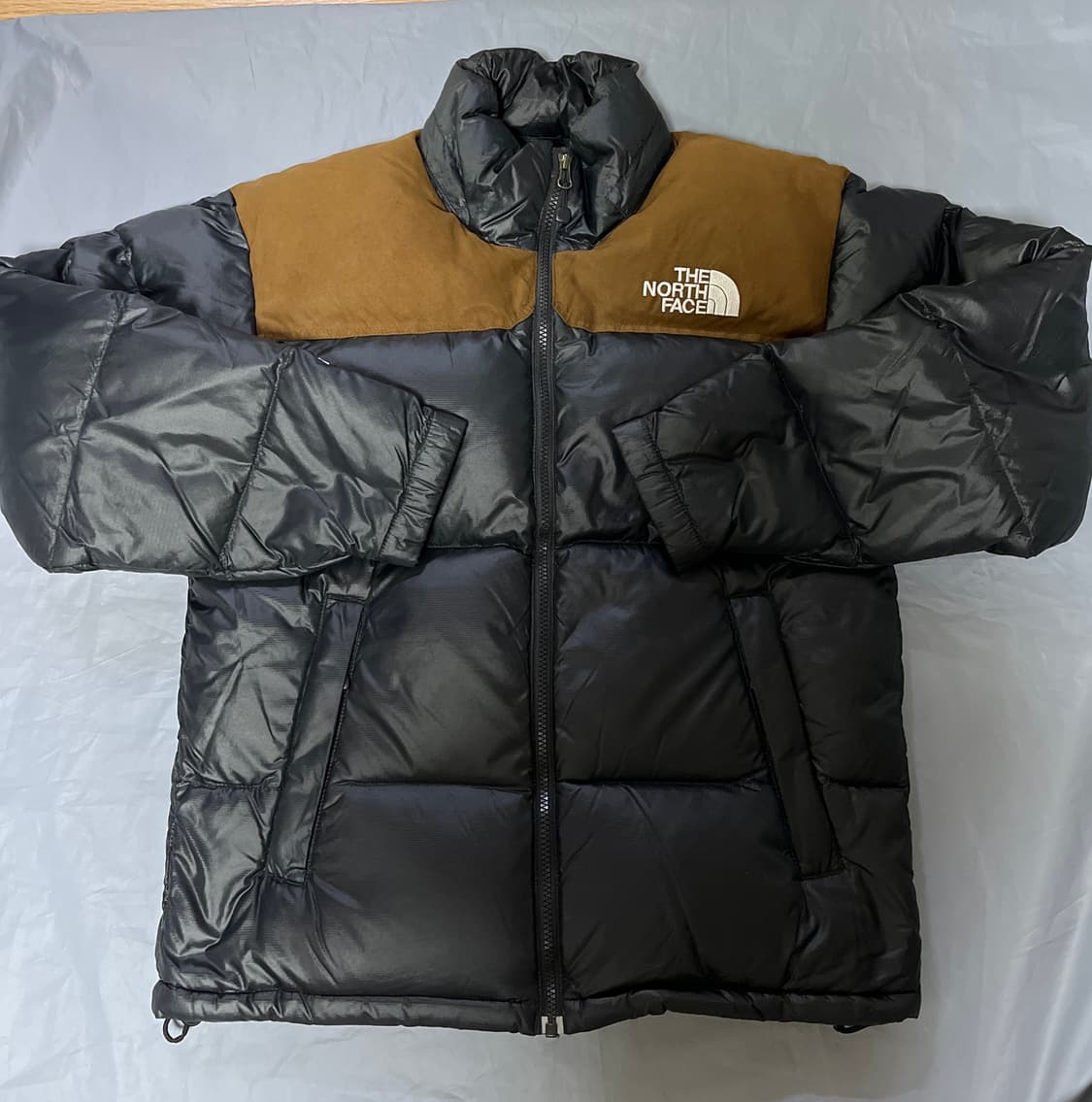 노스페이스 700 LTD 눕시 패딩 한정판 블랙 브라운 상품이미지1