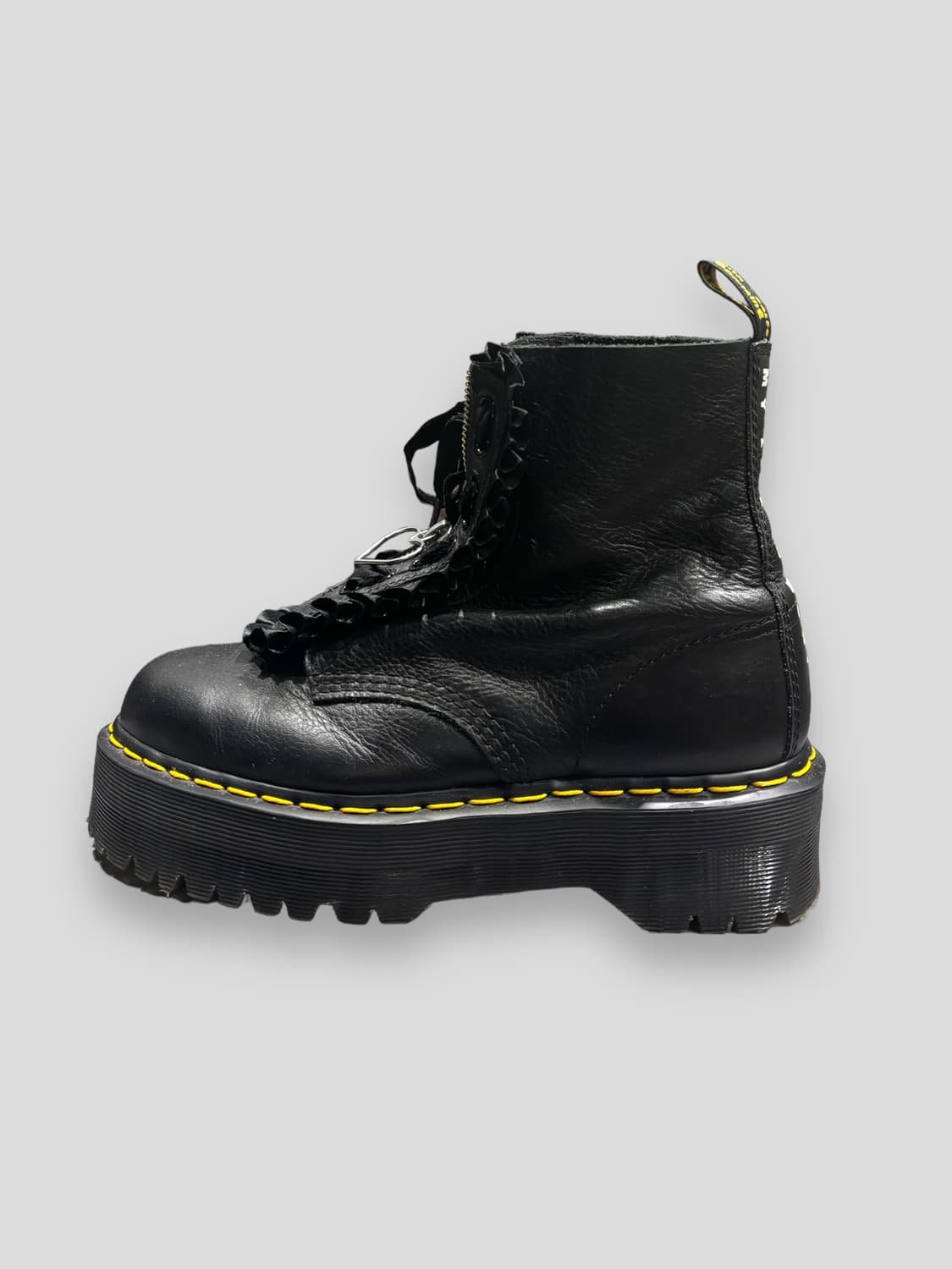 닥터마틴 블랙 9홀 부츠 상품이미지1