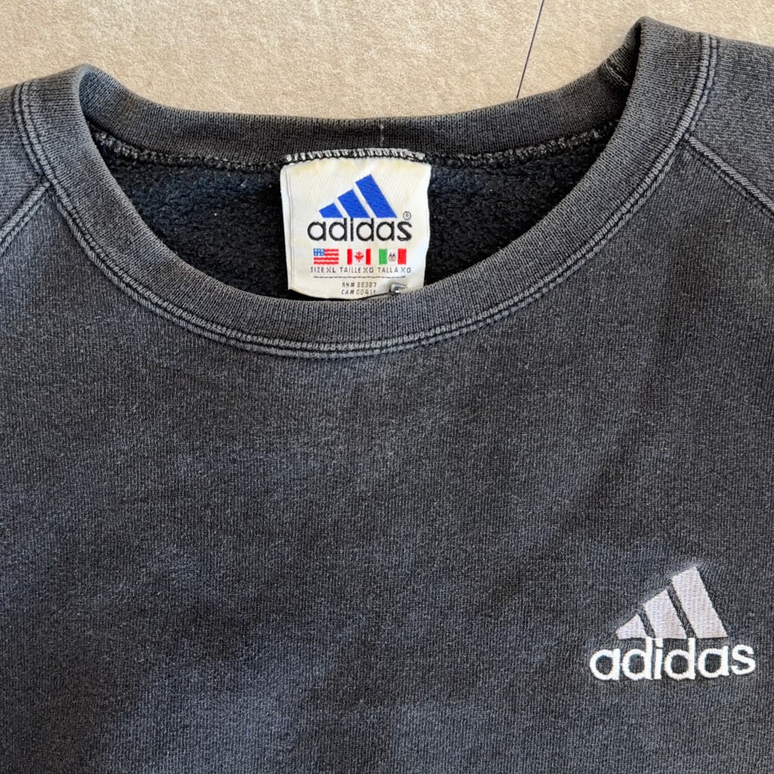 90s 아디다스 페이드 스웻셔츠 상품이미지3