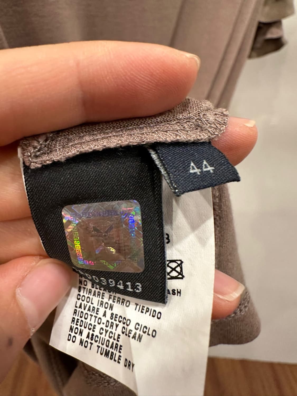 펜디 반팔 라운드넥 니트 레이어드 프릴 소매 넥 디테일 루즈핏 브라운 상품이미지6