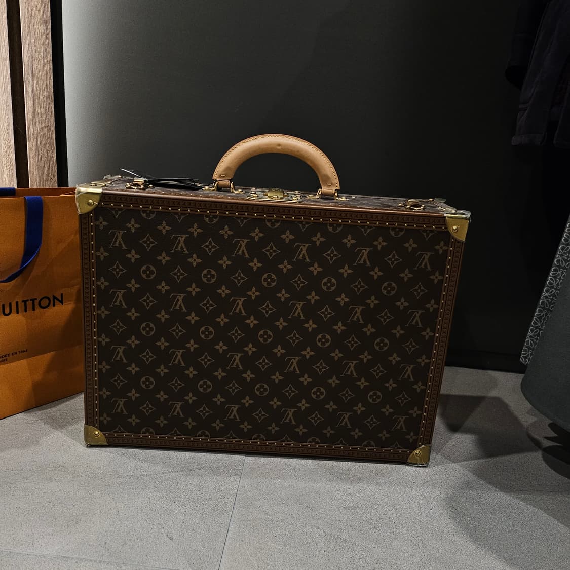 루이비통 모노그램 코테빌 50 트렁크(주문제작) 상품이미지3