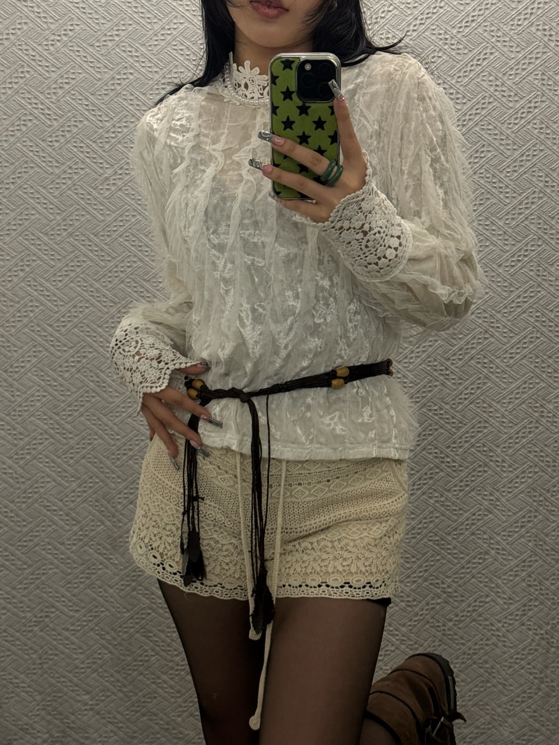 러블리 레이스코어 프릴 펀칭 긴팔 시어 블라우스 K0370 상품이미지1