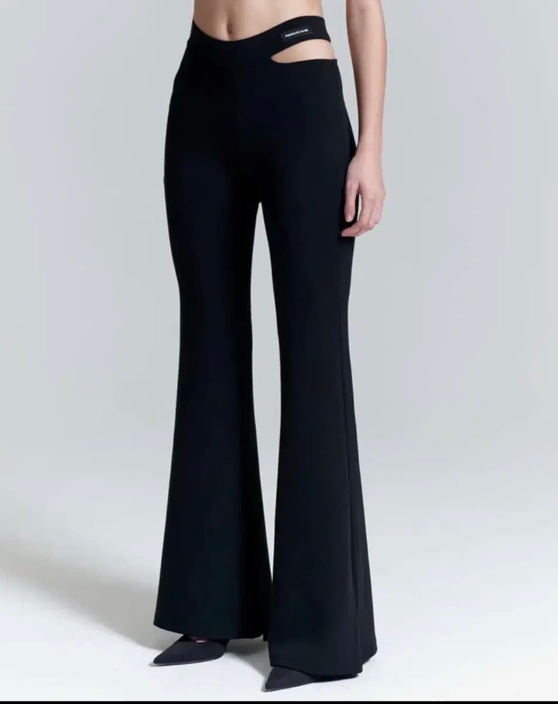 락케이크 컷아웃 부츠컷 레깅스 상품이미지1