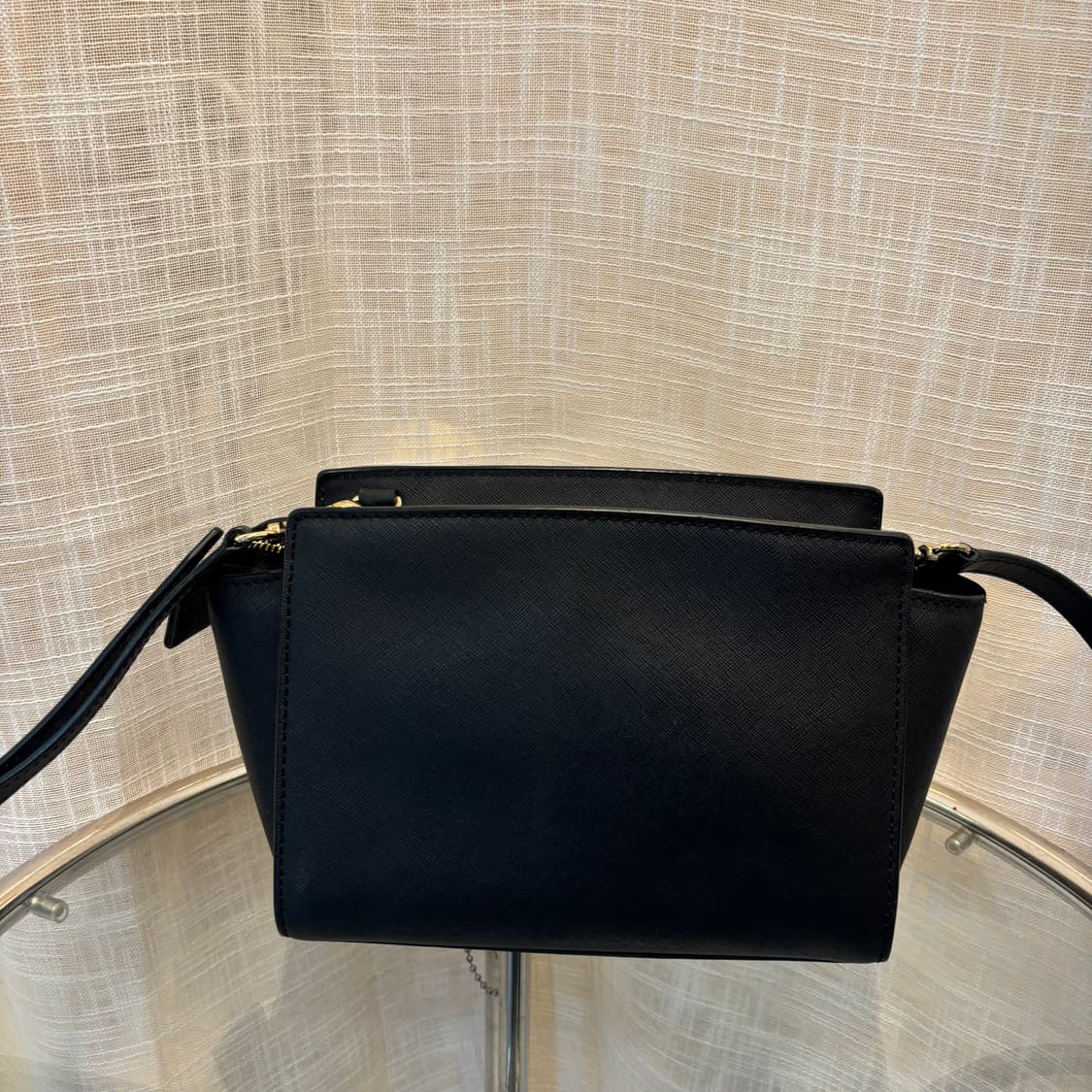 정품 마이클코어스 사피아노 크로스백     상품이미지8