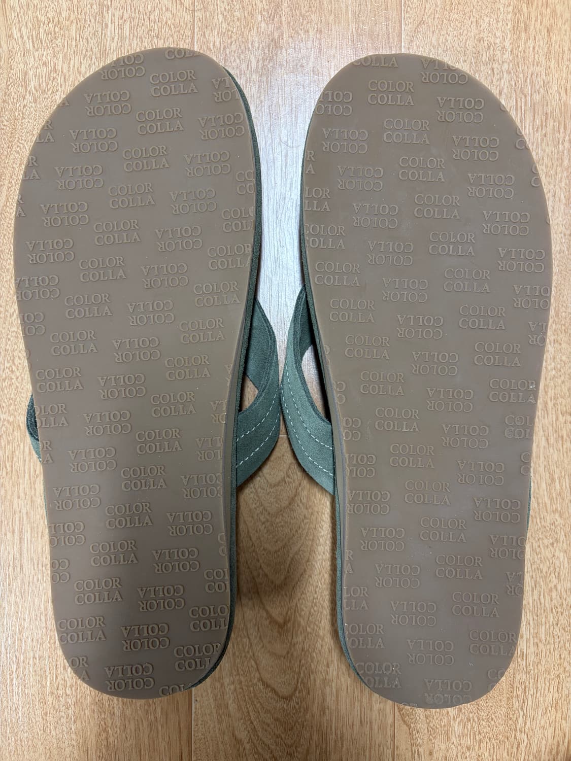 컬러콜라 스웨이드 플립플랍 260 새제품 판매합니다 상품이미지2